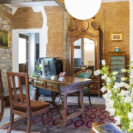 La Casa Sul Ponte Bed & Breakfast 3*
