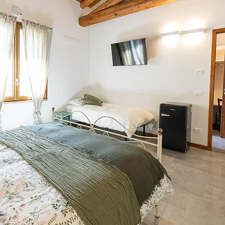 La Casa Sul Ponte 3* Travo