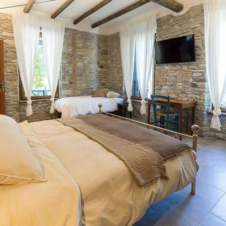 فندق مبيت وإفطار La Casa Sul Ponte Travo