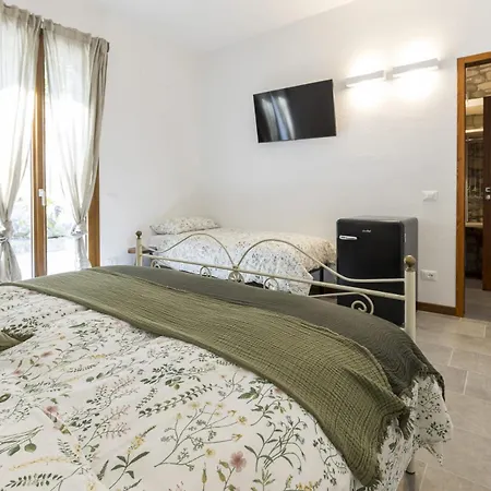 La Casa Sul Ponte Bed & Breakfast 3*